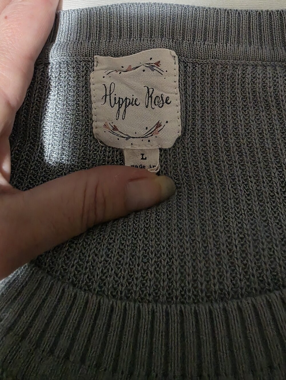 Hippie Rose Gray Cold Shoulder Cutout Sleeve Knit Sweater Women's L - Picture 4 of 8
